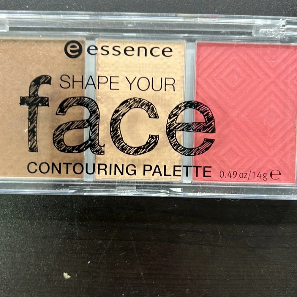 Essence - Picture 2 of 3